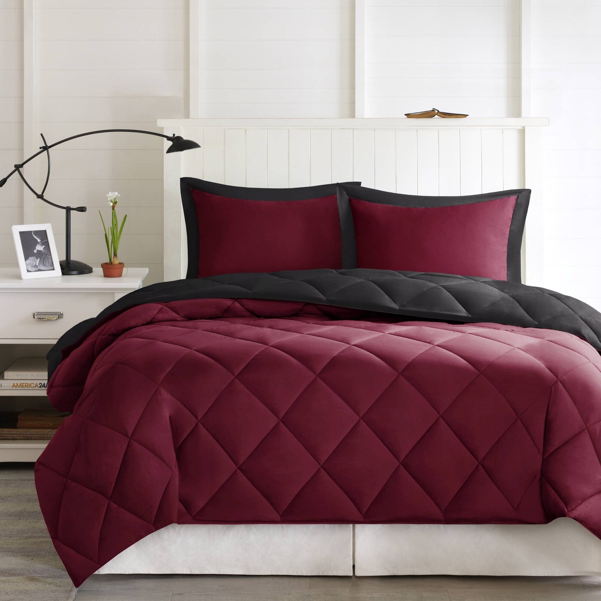 3 Pieces Full/Queen 3M Scotchgard Diamond Quilting Reversible Down Alternative Comforter Set,Red+Black