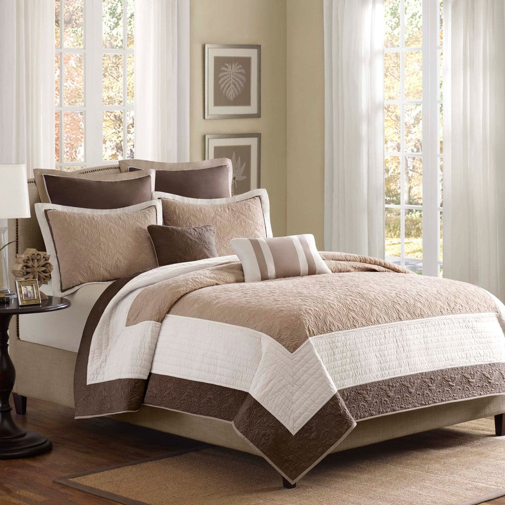 7 Piece Quilt Set with Euro Shams and Throw Pillows Beige Full/Queen