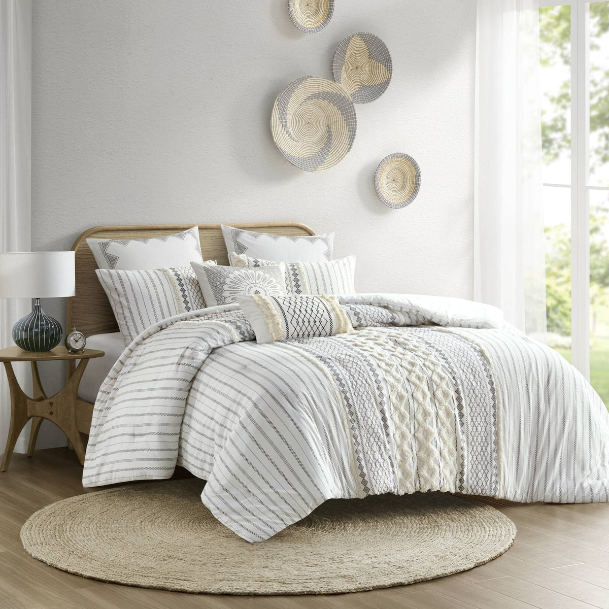 Cotton Printed Comforter Set with Chenille Ivory Full/Queen