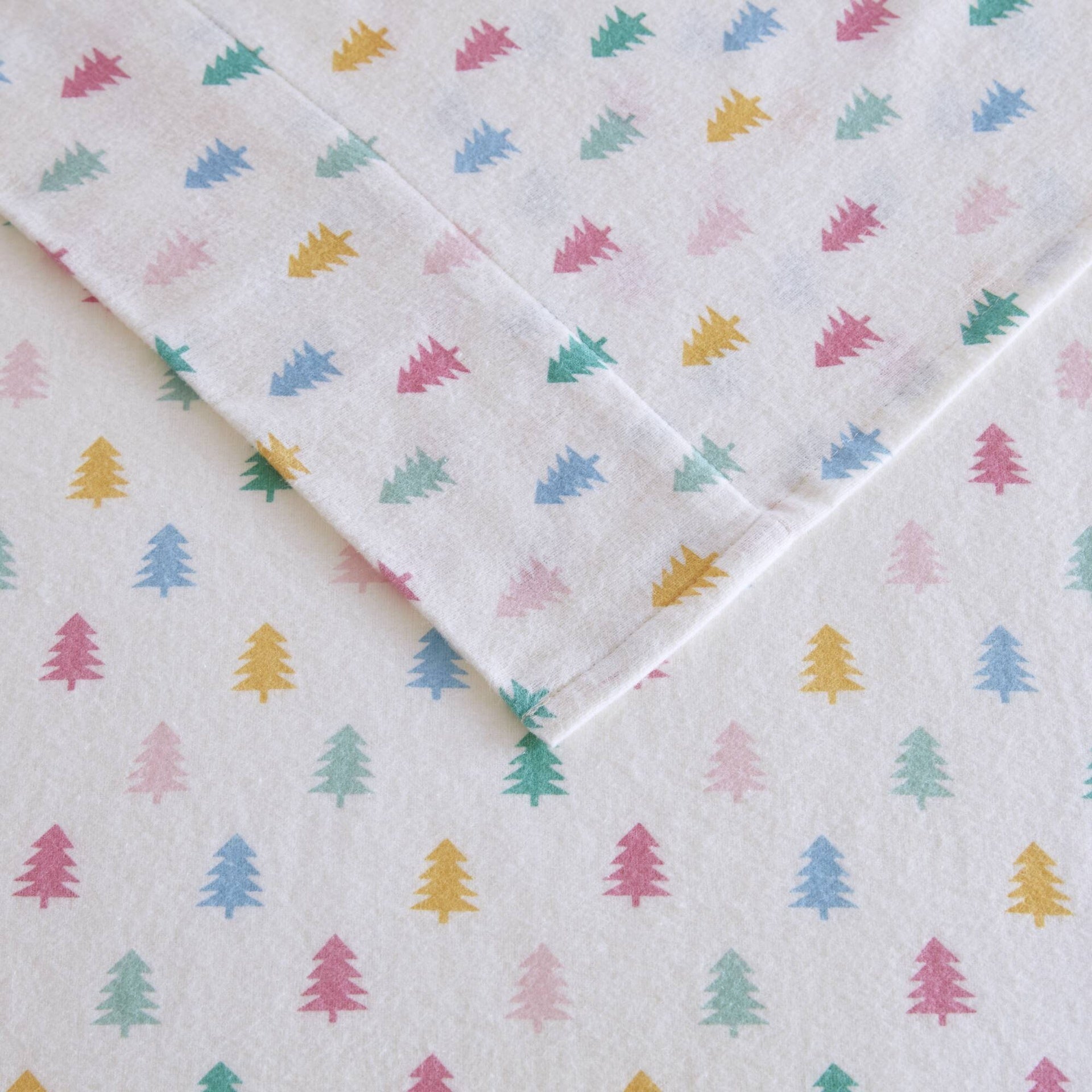 4-Piece Queen 100% Cotton Flannel Pigment Printed Sheet Set,Tree Block