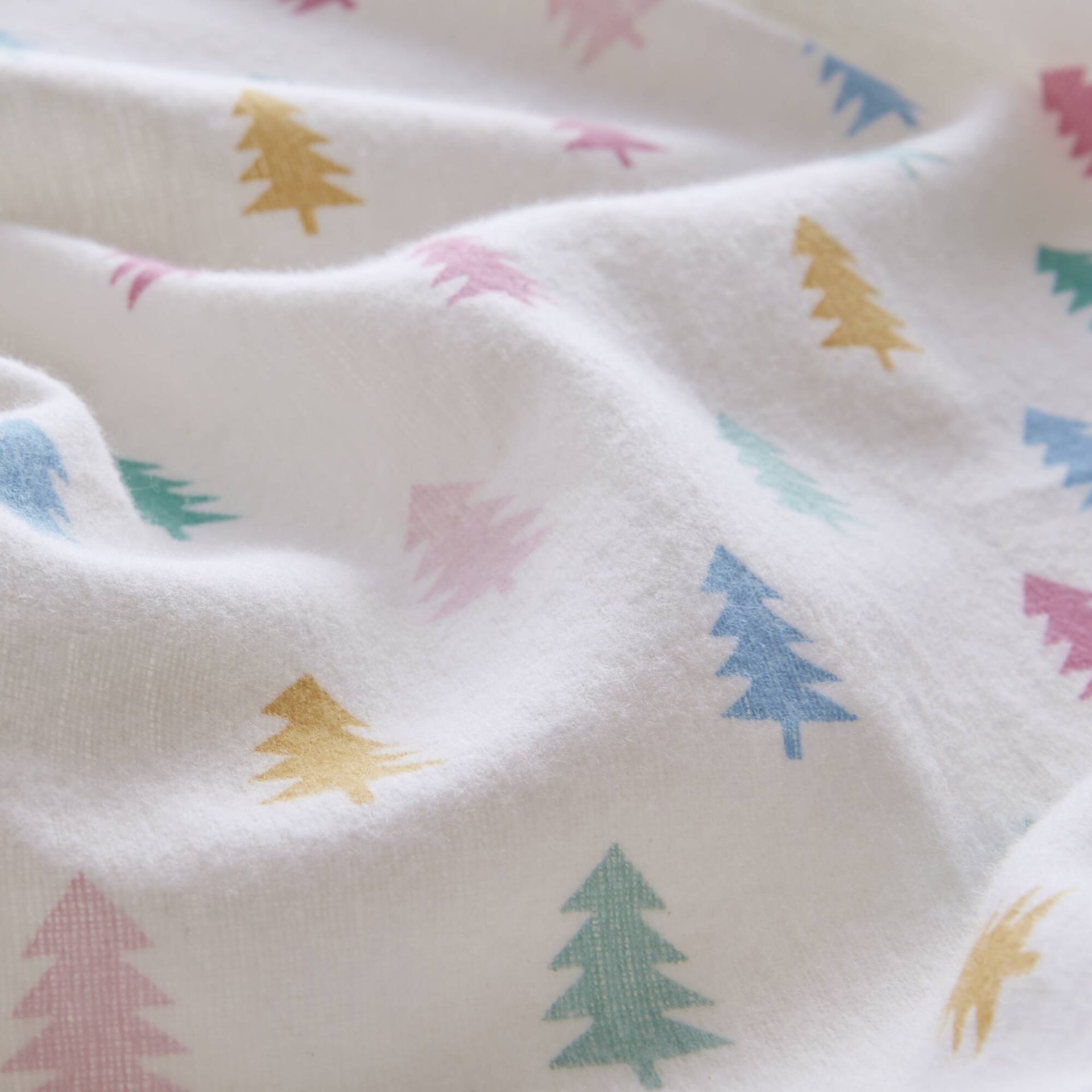 4-Piece Queen 100% Cotton Flannel Pigment Printed Sheet Set,Tree Block