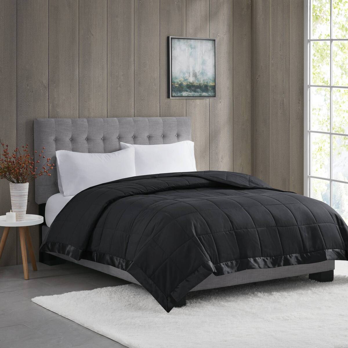 Lightweight Down Alternative Blanket with Satin Trim Black King