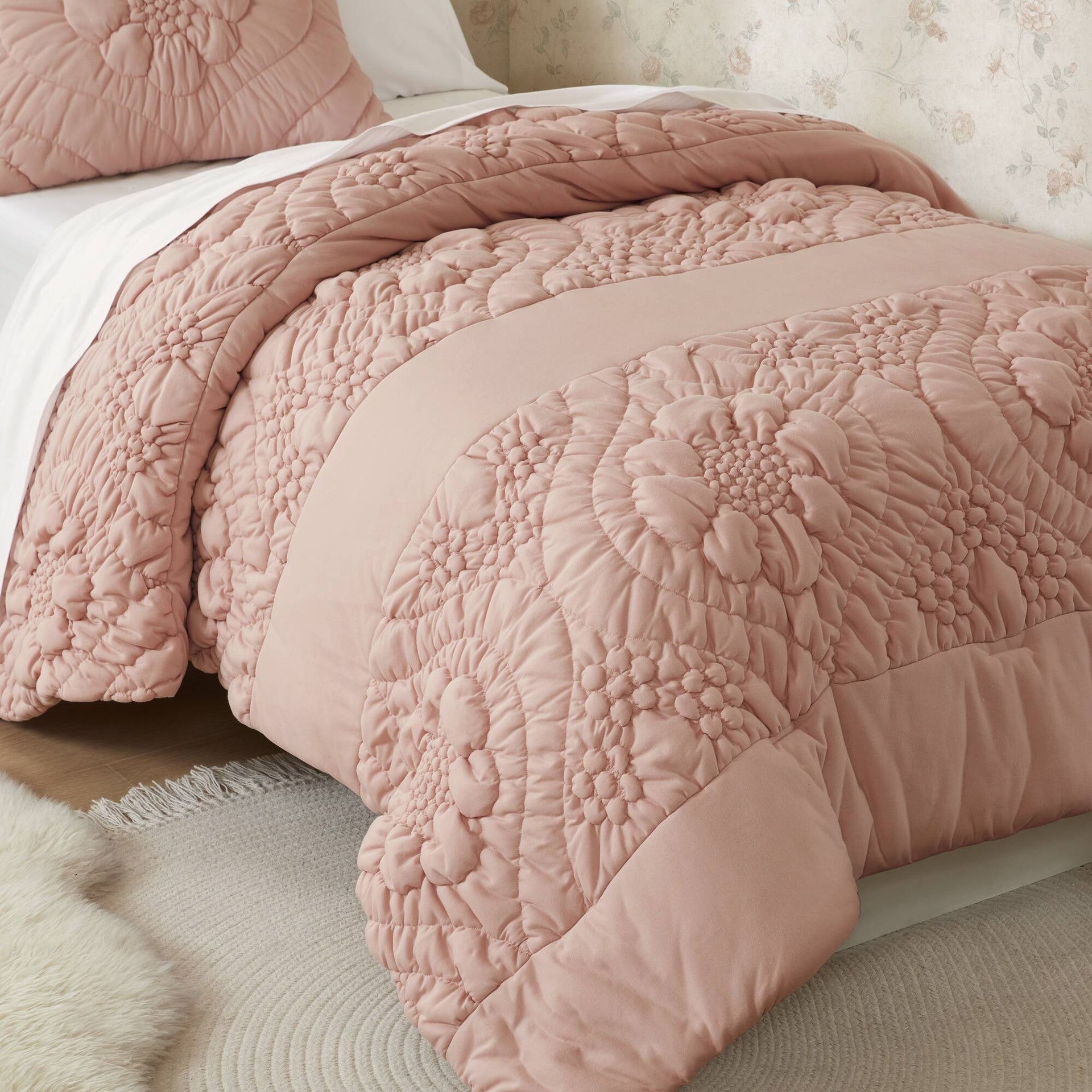 3-Piece Full/Queen Comforter Set,Pink