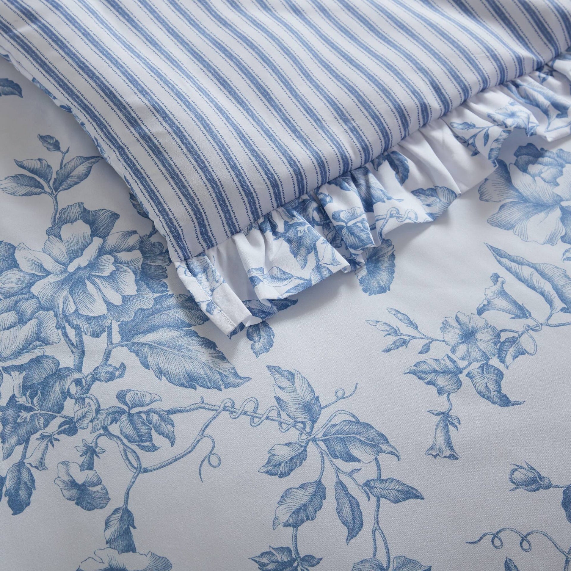 5 Pieces Full/Queen Comforter Set with Decorative Pillows,Blue