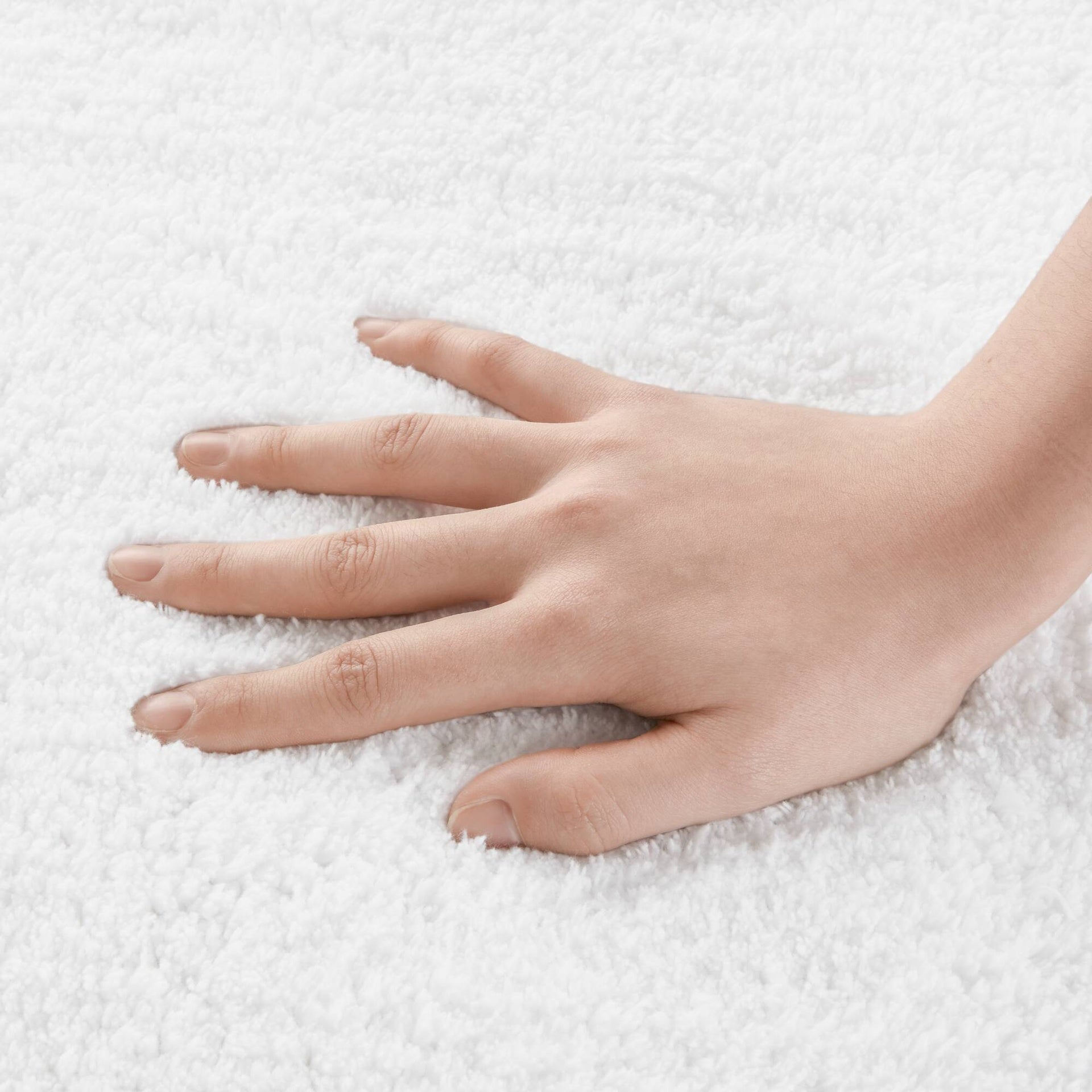 1 PCS 24x60" 100% Cotton Tufted 3000 GSM Reversible Bath Rug White