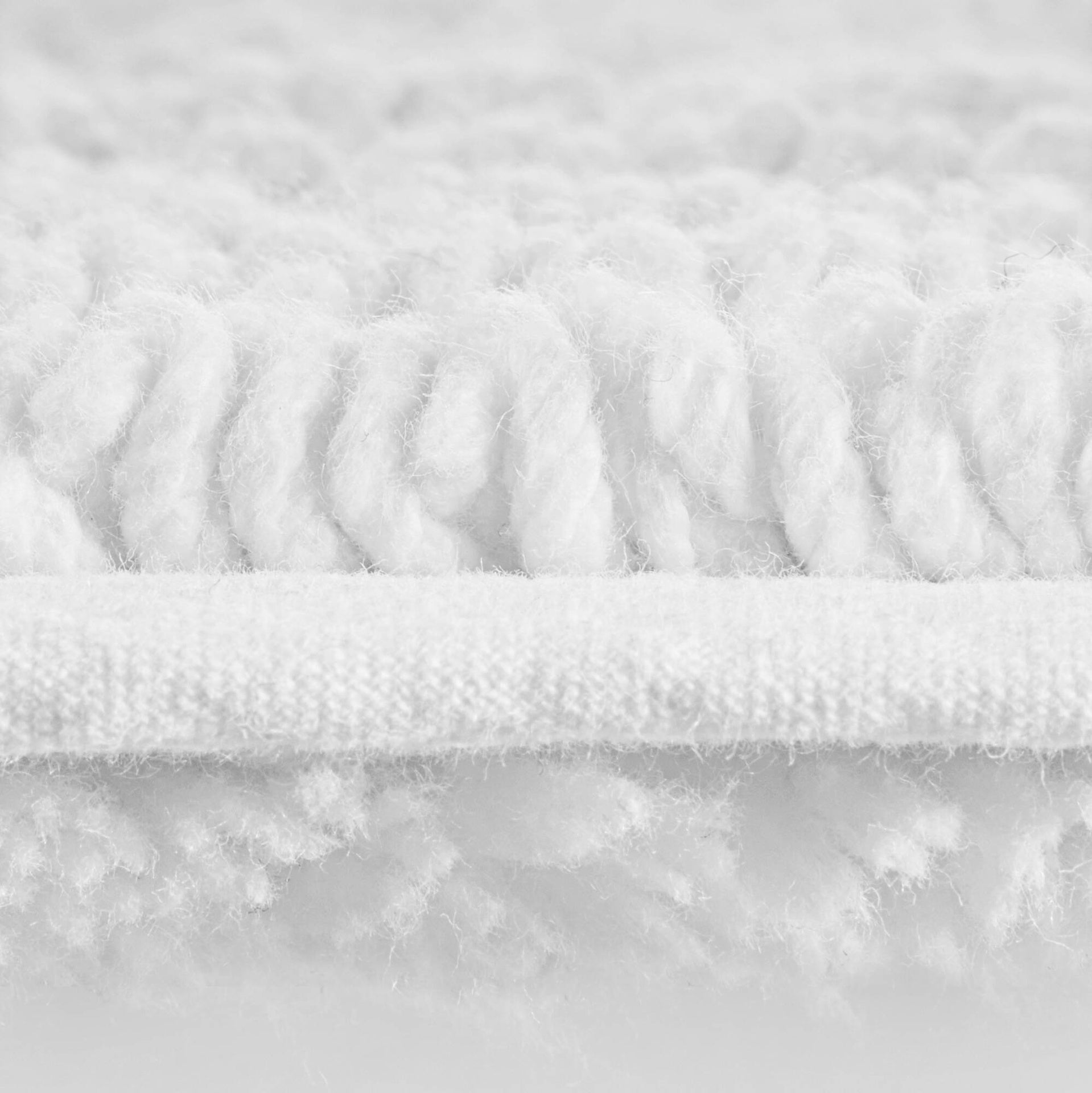 1 PCS 24x60" 100% Cotton Tufted 3000 GSM Reversible Bath Rug White