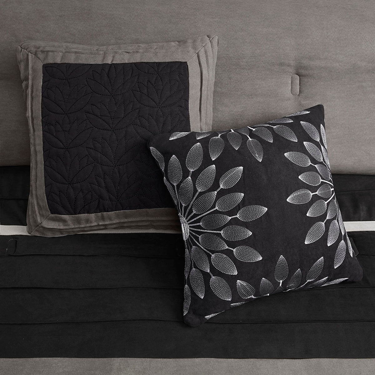 7 PC Pieced Faux Suede Comforter Set Black Queen