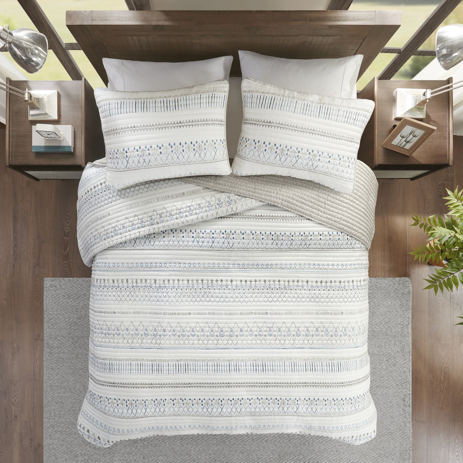 3 Piece Printed Microfiber Seersucker Quilt Set Taupe/Blue King/Cal King