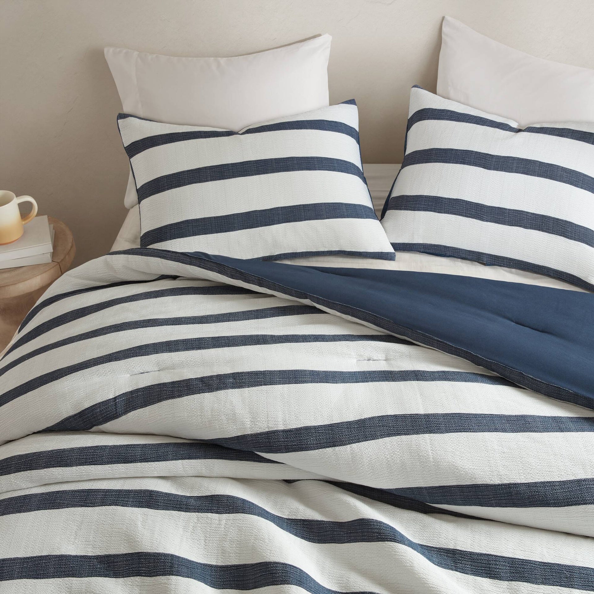 3-Piece Full/Queen Yarn-dyed striped comforter