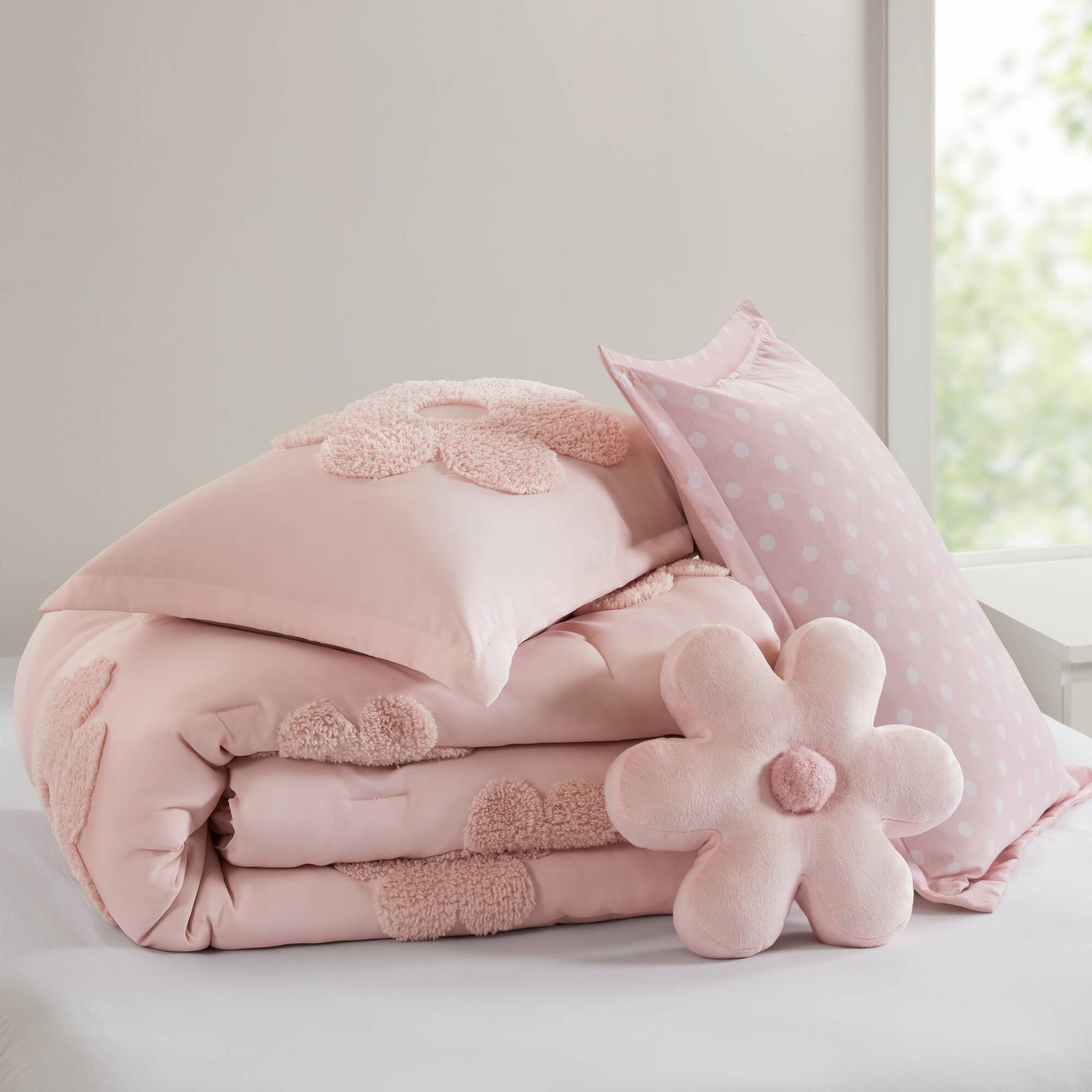 4-Piece Full/Queen Floral Reversible Tufted Chenille Comforter Set with Flower Throw Pillow,Pink