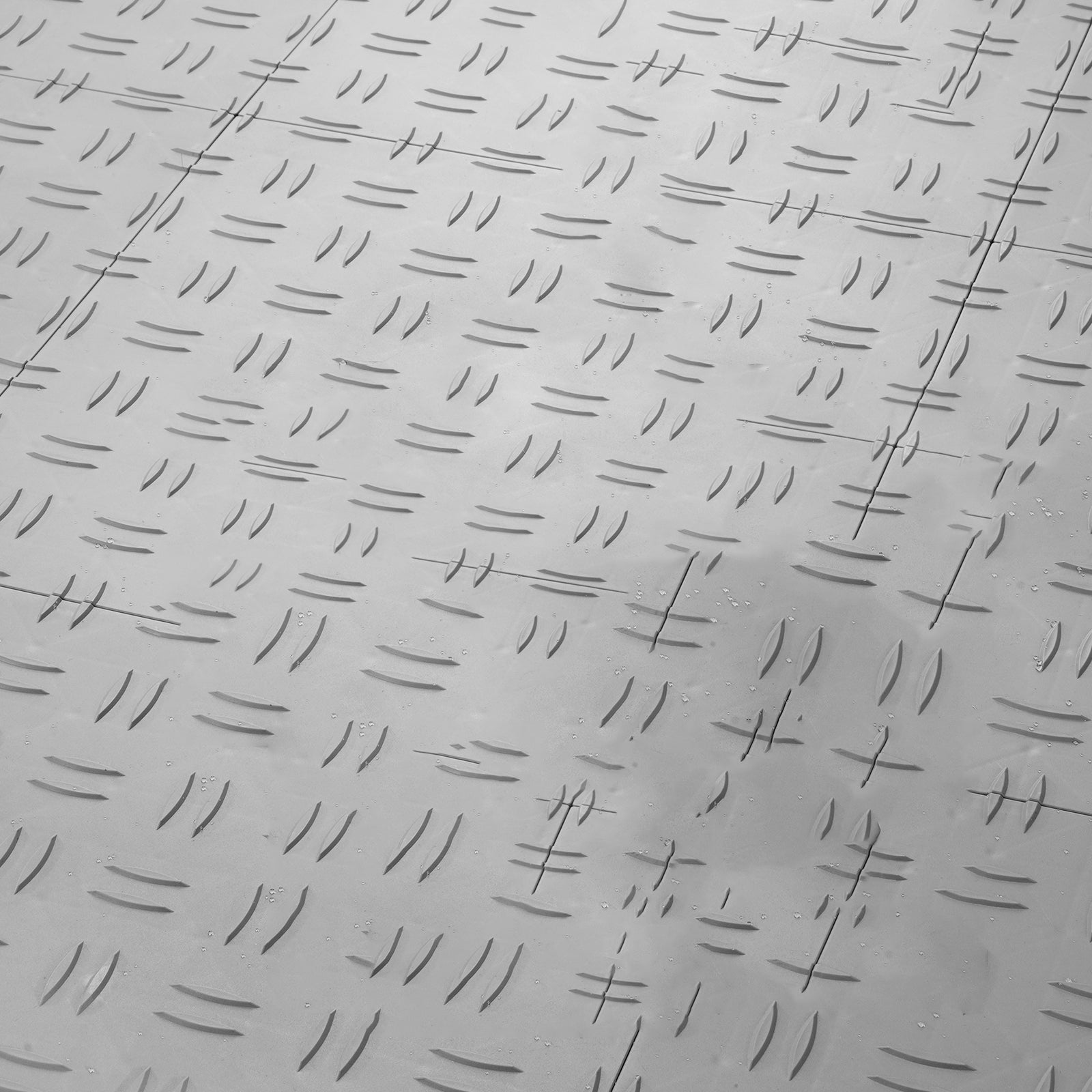 Garage Tiles Interlocking, 12 x 12 x 0.53 inch 25 Pack Garage Floor Covering Tiles, Non-Slip Double-Sided Texture Garage Flooring Tiles, for Garages, Basements, Repair Shops, Silver