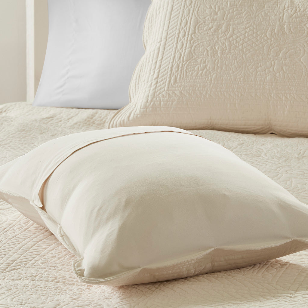3 Piece Reversible Scalloped Edge Quilt Set Cream Full/Queen