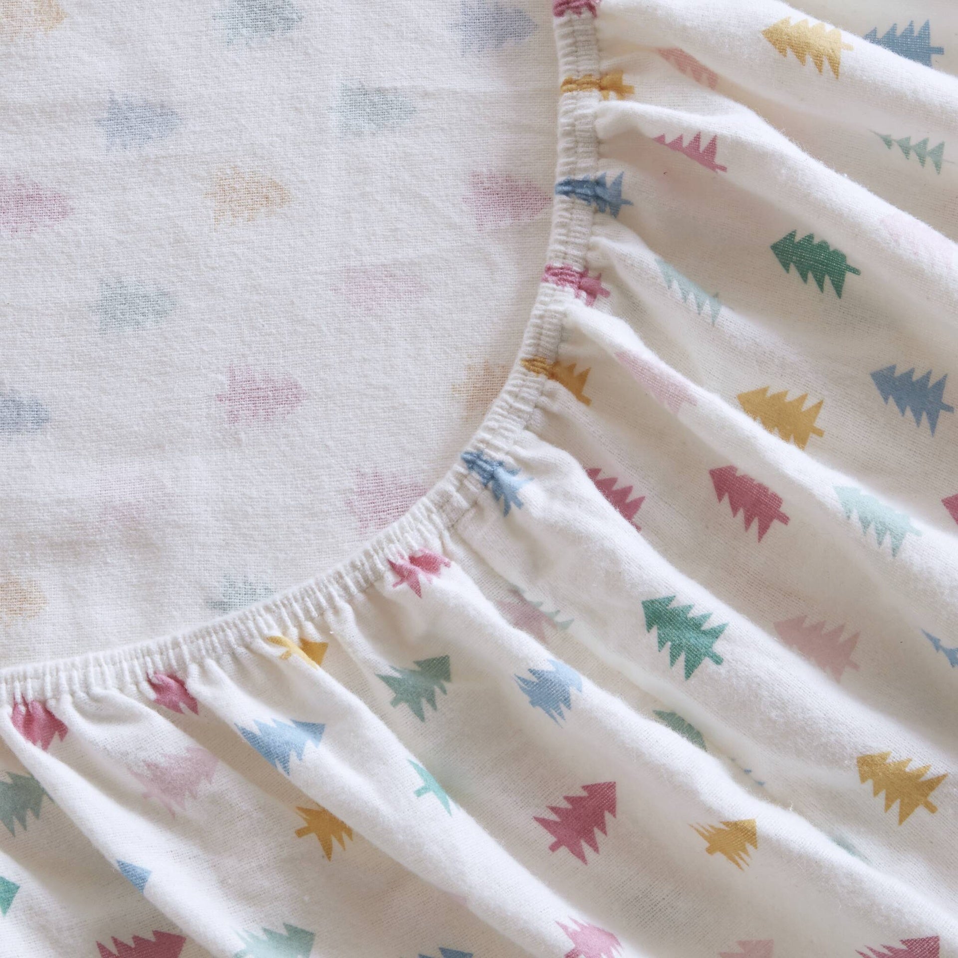 4-Piece Full 100% Cotton Flannel Pigment Printed Sheet Set,Tree Block