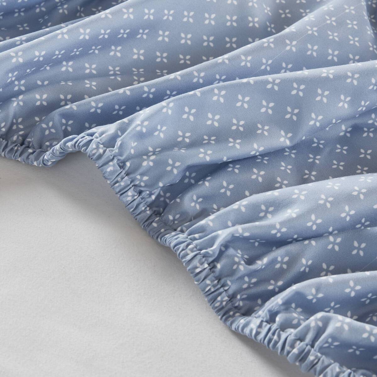 Floral Comforter Set with Bed Sheets Blue Queen