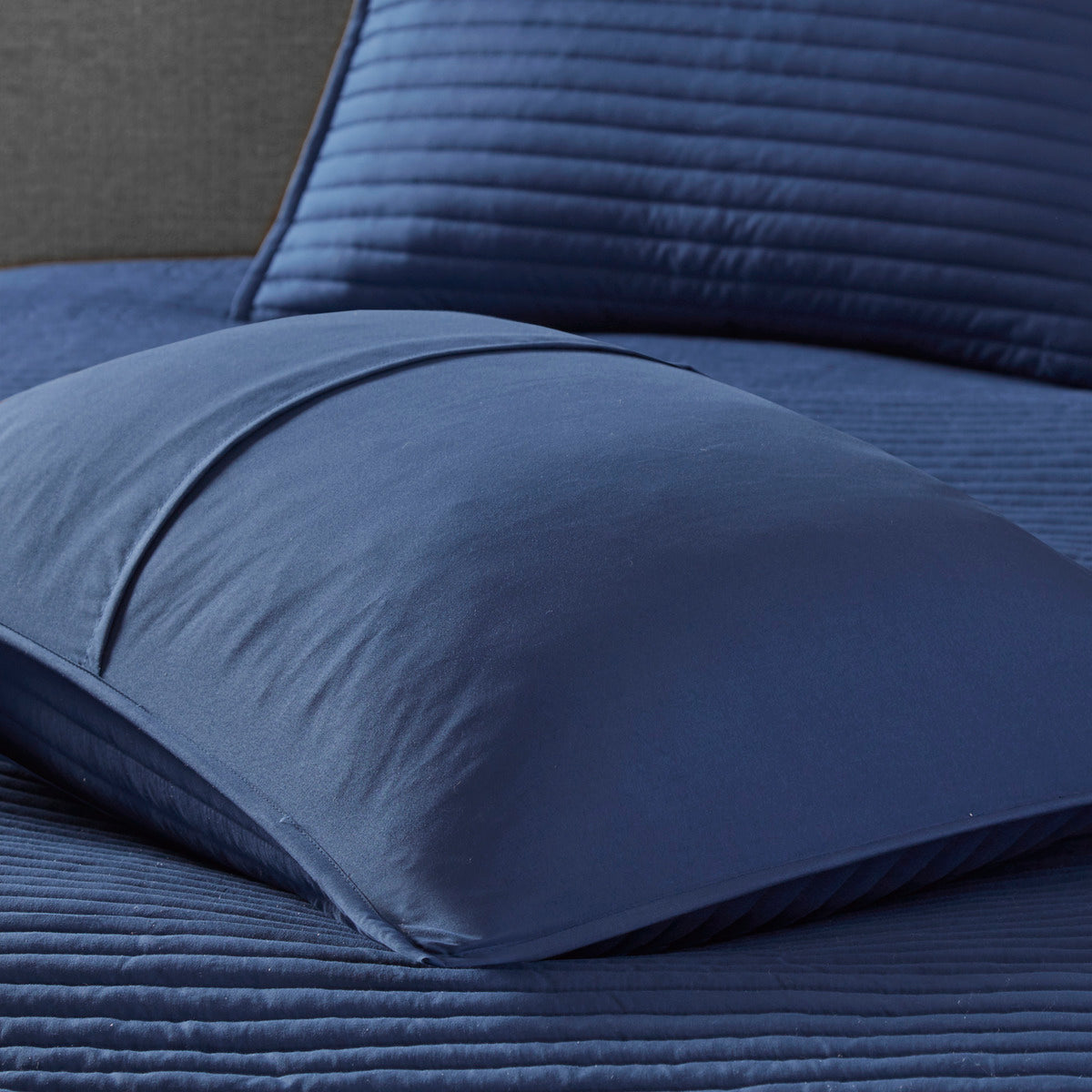 8 Piece Printed Seersucker Comforter and Quilt Set Collection Blue King/Cal King