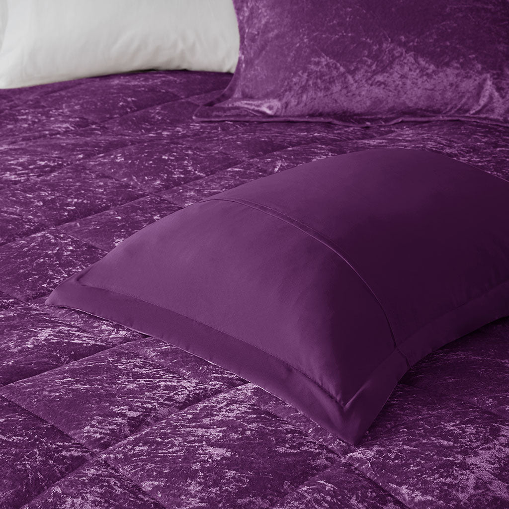 King/Cal King Velvet Comforter Set with Throw Pillow