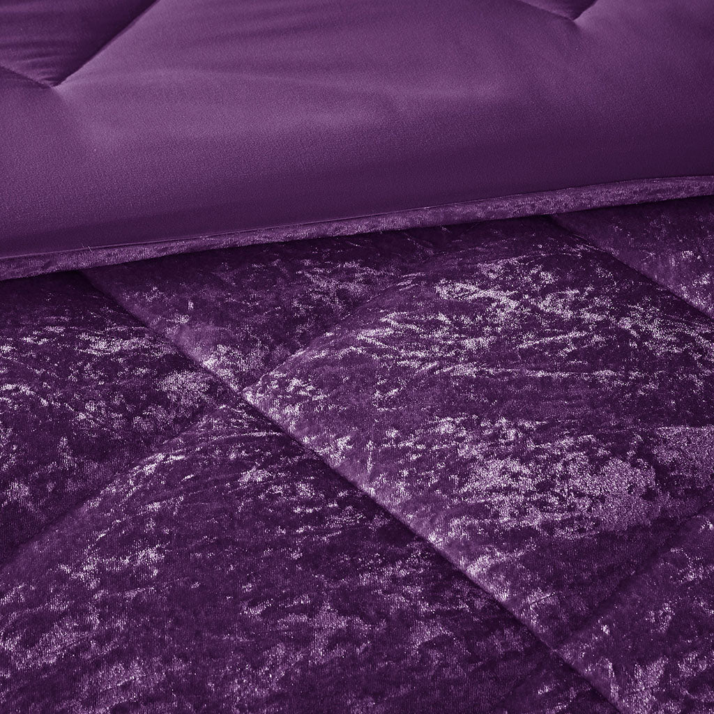 King/Cal King Velvet Comforter Set with Throw Pillow