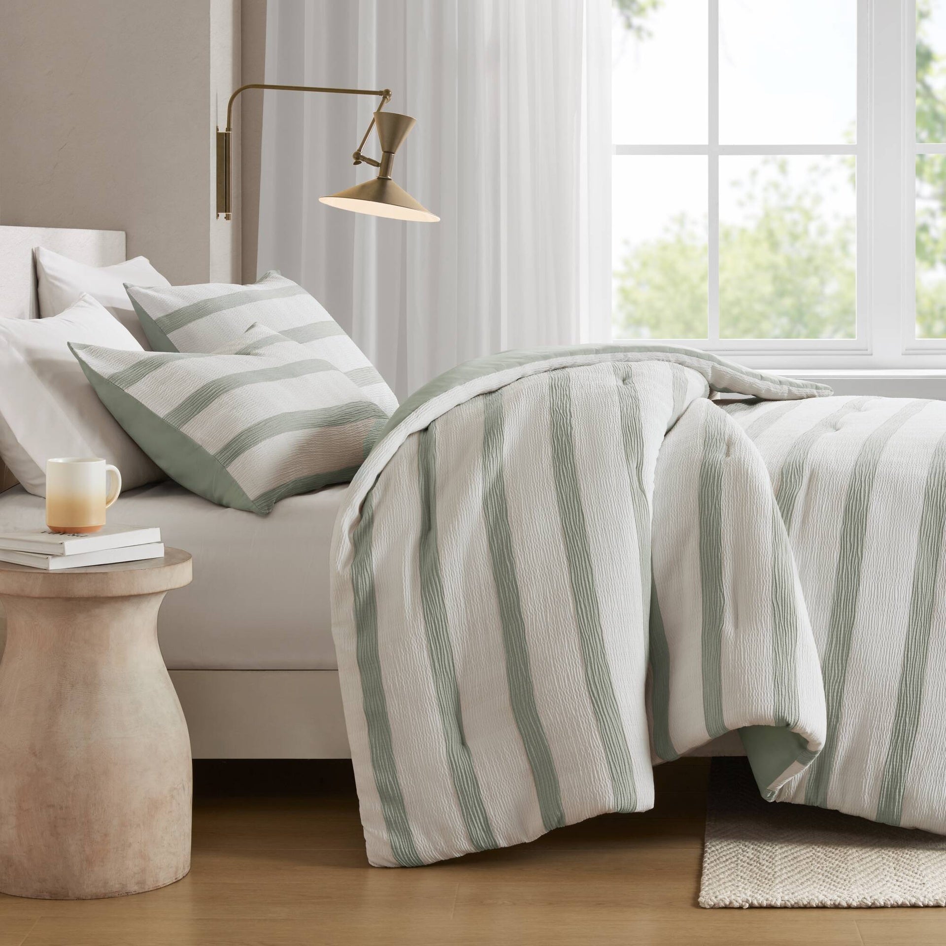 3-Piece Full/Queen Yarn-dyed striped comforter