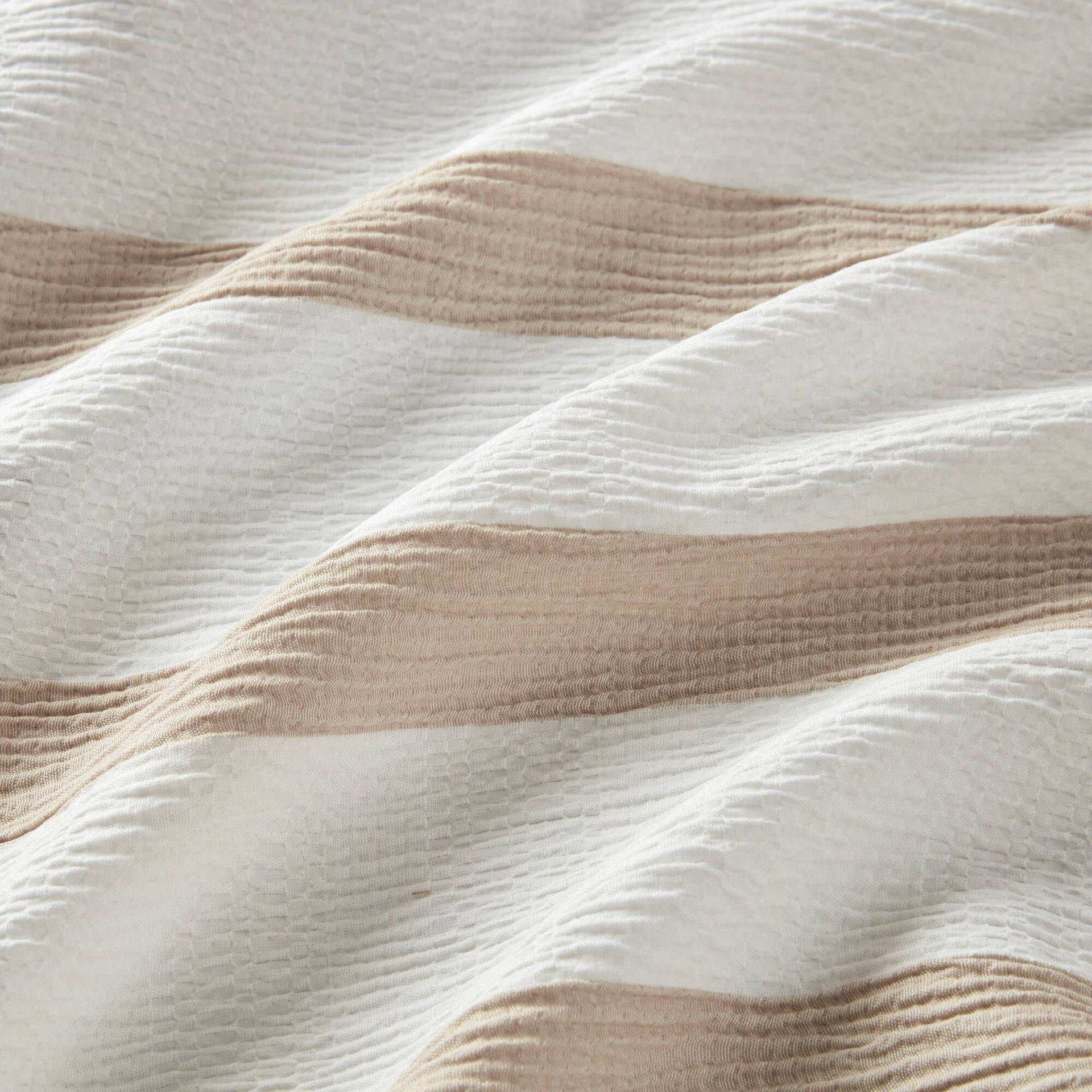 3-Piece King/Cal King Yarn-dyed striped comforter