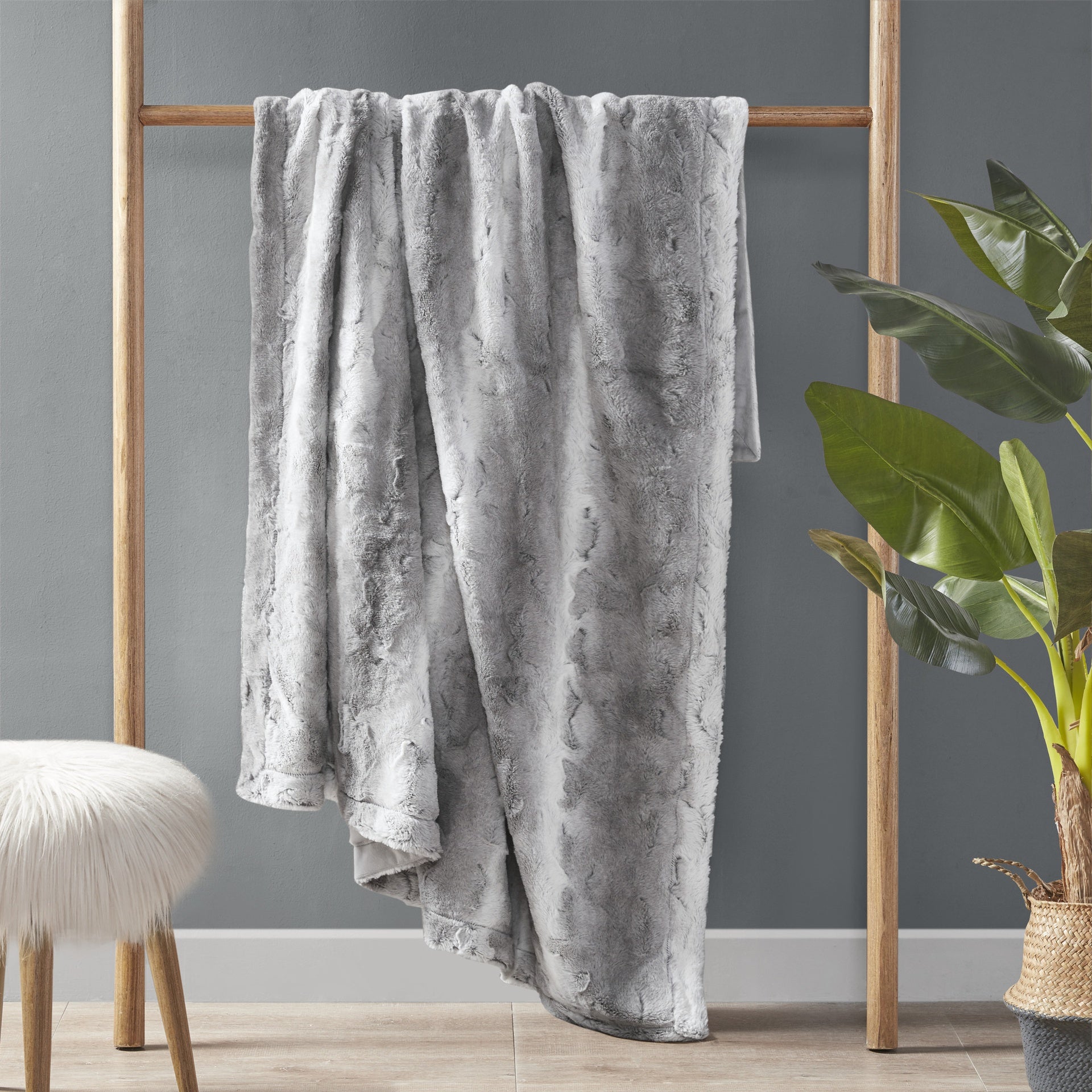 1PC 108x90" Faux Fur Blanket