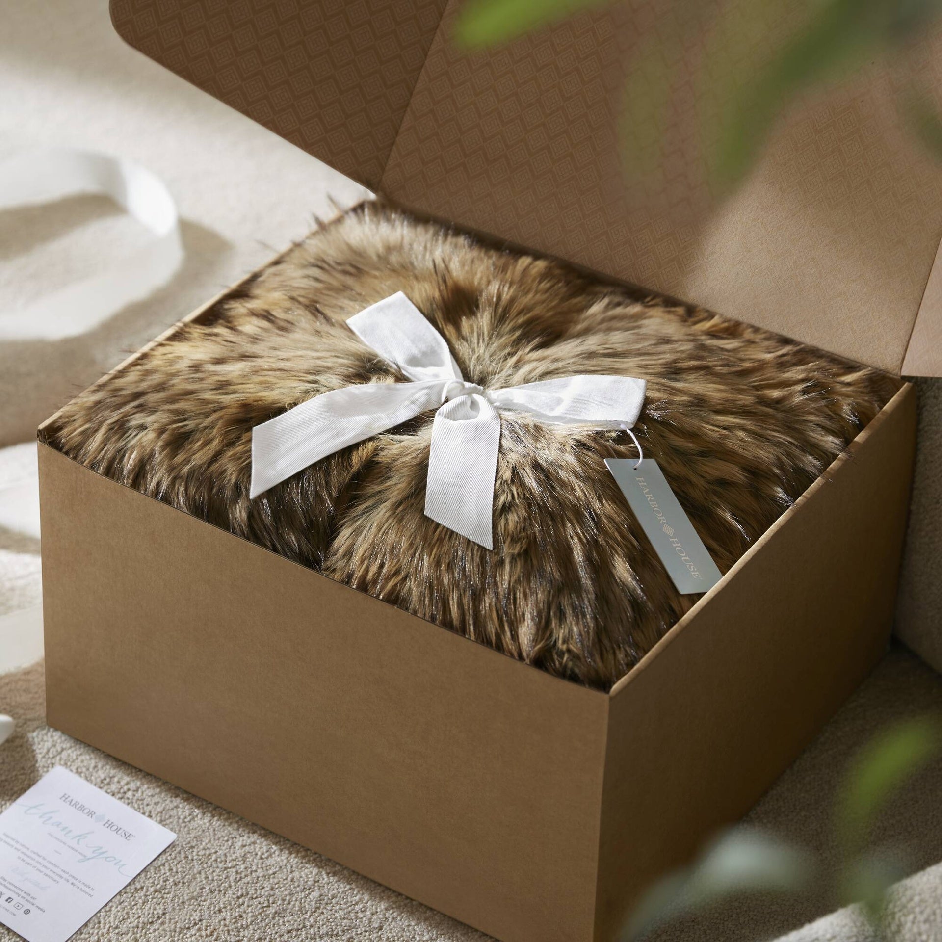 1-Piece 60x80" Faux Fur Throw Blanket,Bobcat