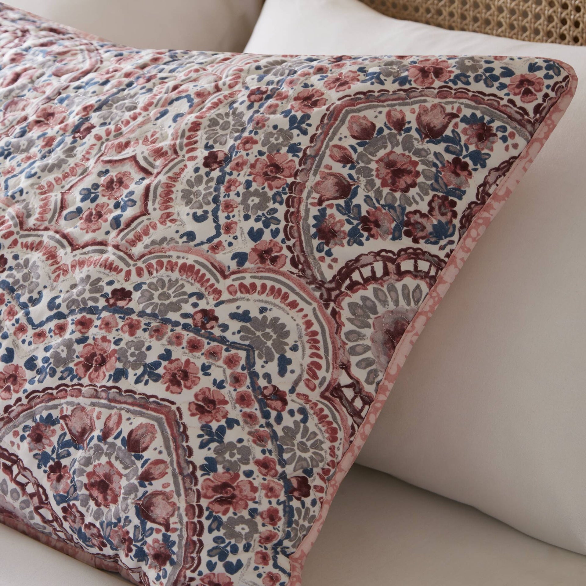 2-Piece Twin Boho Floral Reversible Quilt