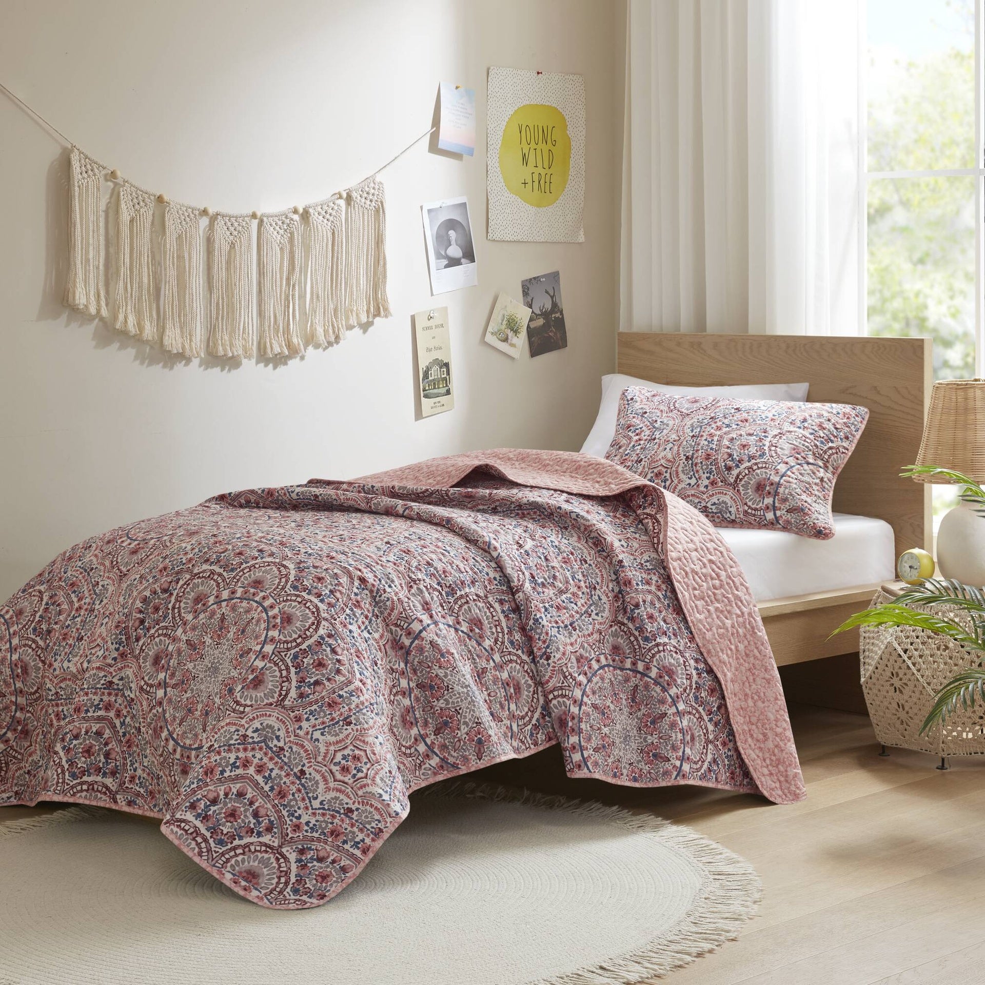 2-Piece Twin Boho Floral Reversible Quilt
