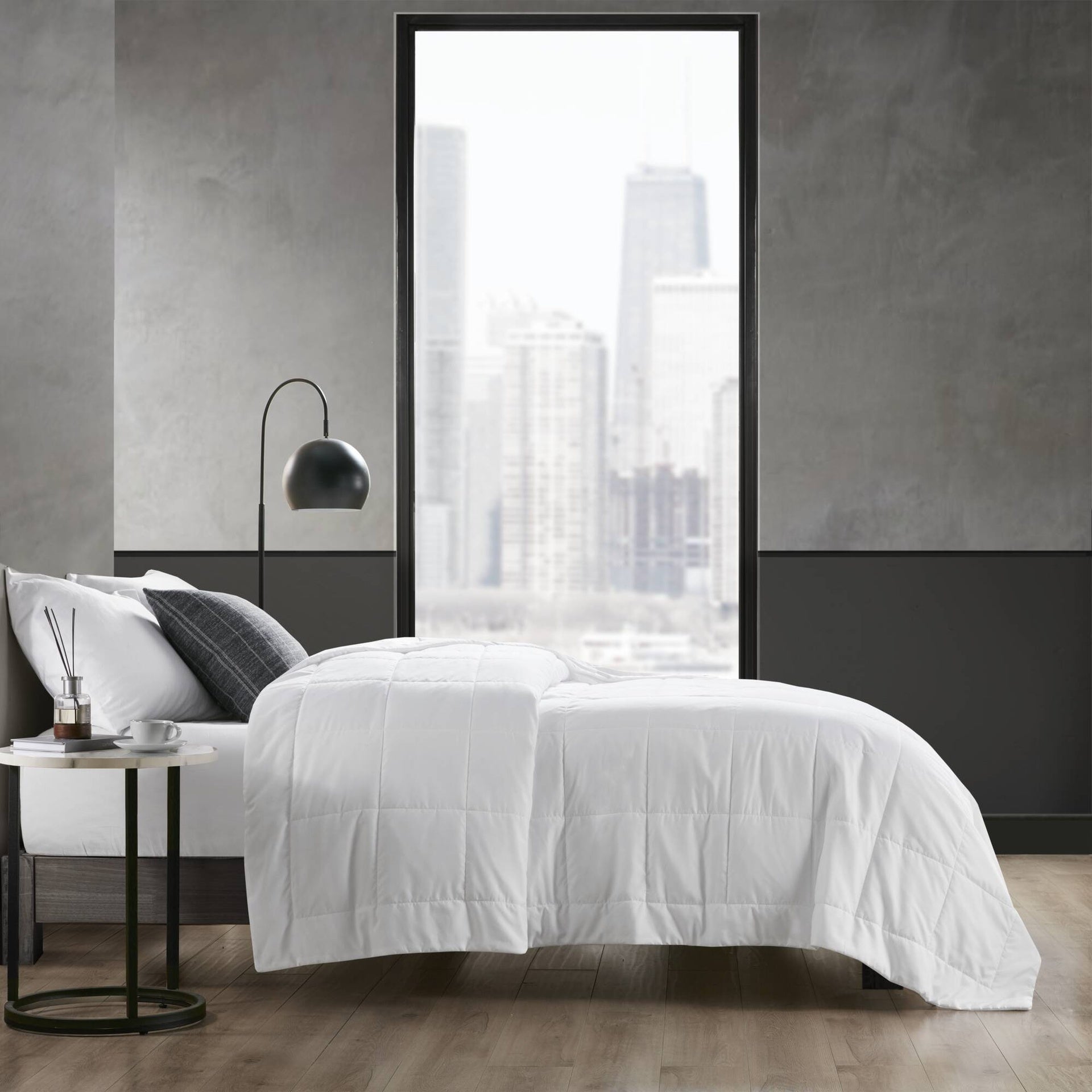 Down Alternative Blanket White King