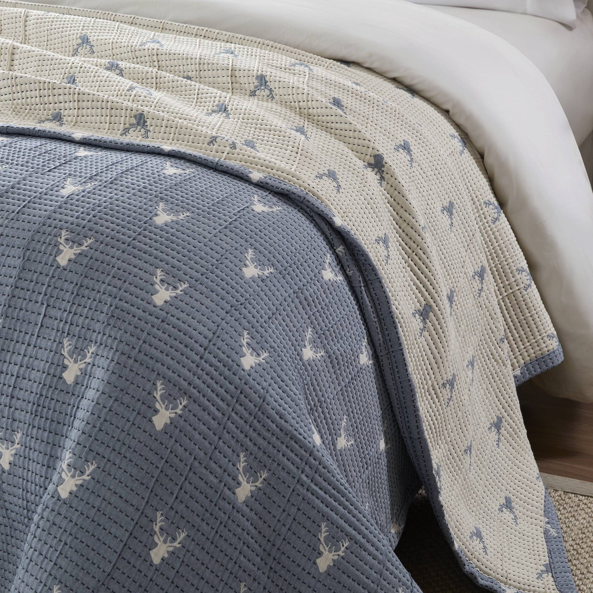 3 PCS Full/Queen Coverlet Set