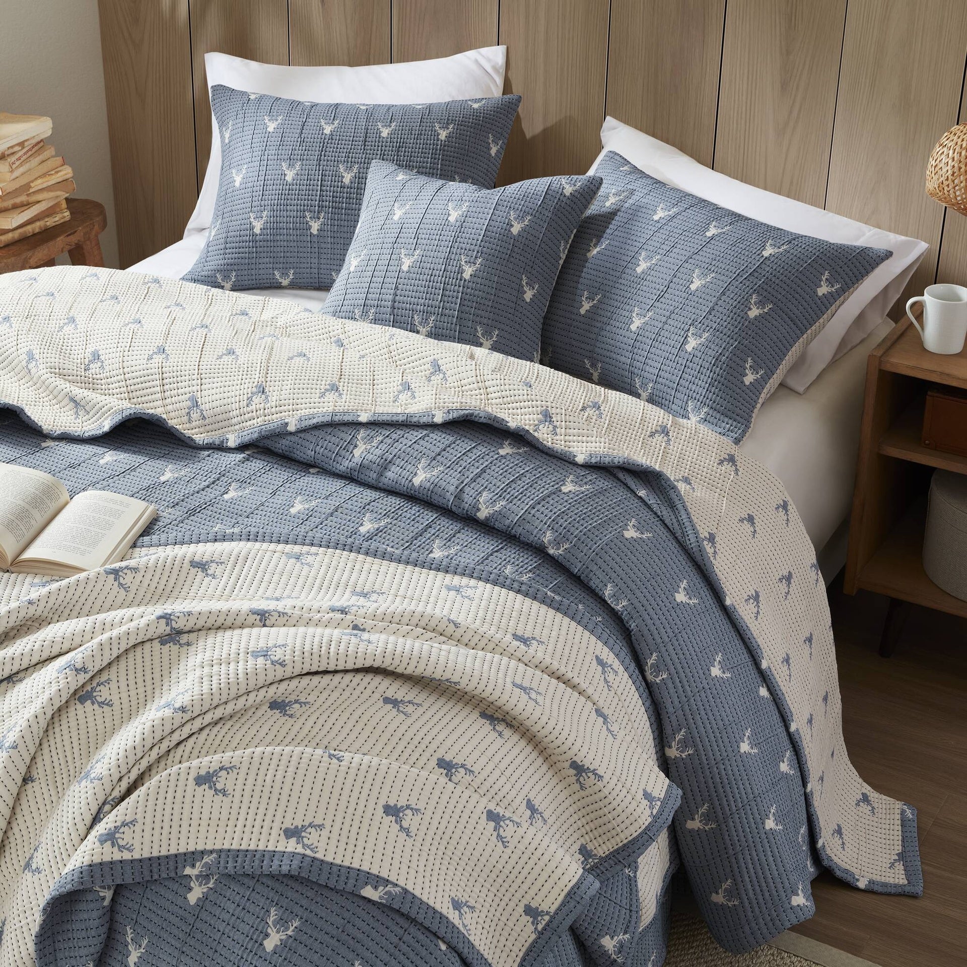 3 PCS Full/Queen Coverlet Set