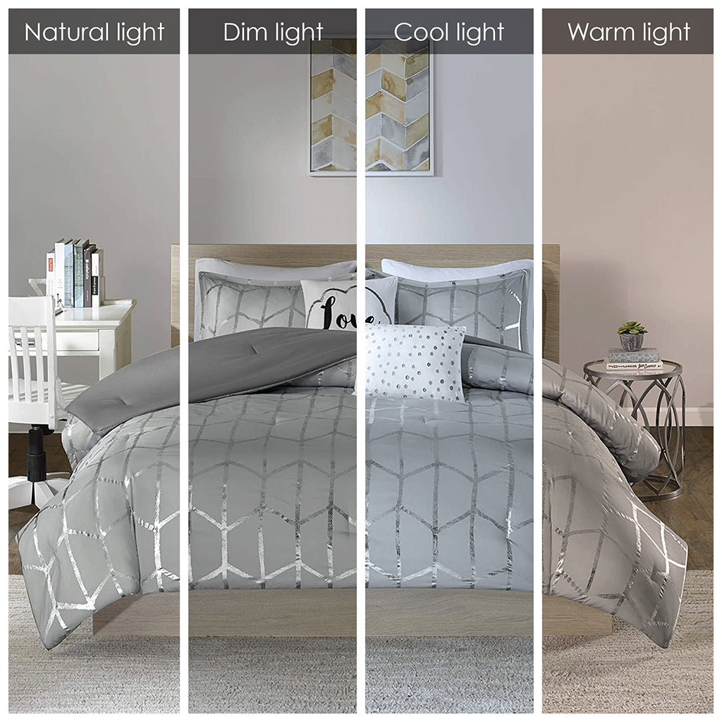 Twin/Twin XL Metallic Printed Comforter Set