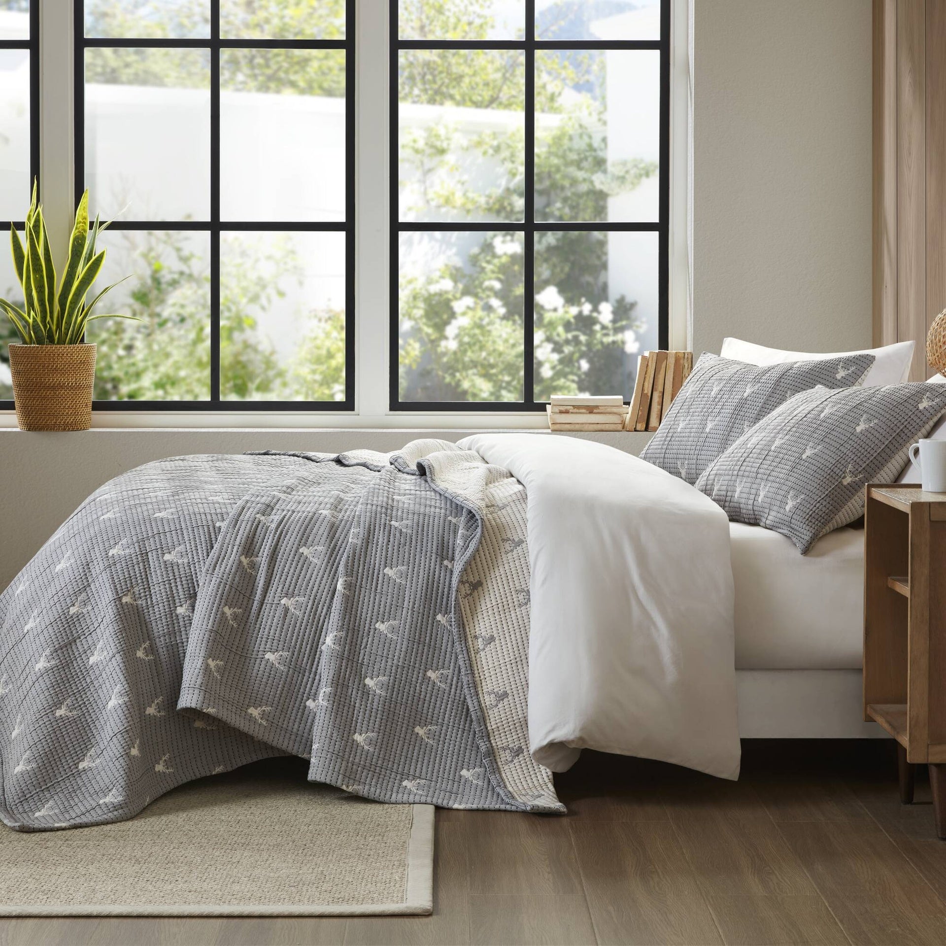 3 PCS Full/Queen Coverlet Set