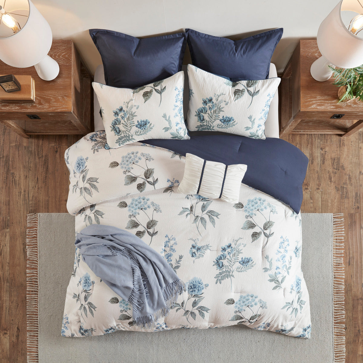 7 Piece Printed Seersucker Comforter Set with Throw Blanket Blue King/Cal King