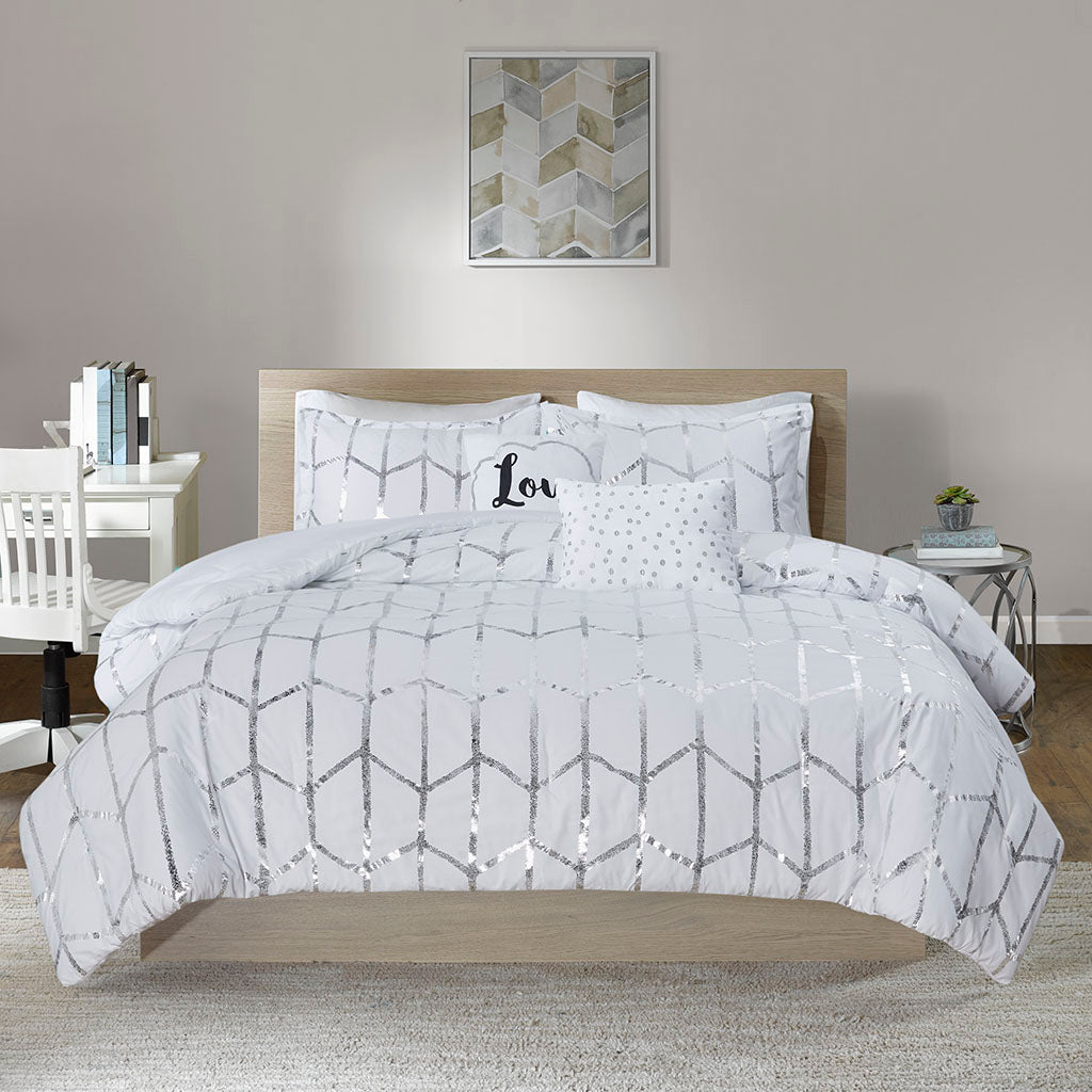 Full/Queen Metallic Printed Comforter Set