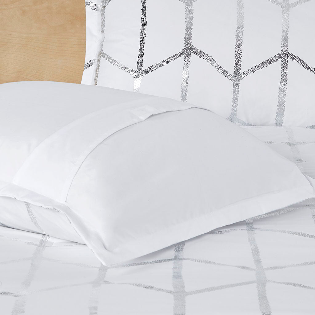 Full/Queen Metallic Printed Comforter Set