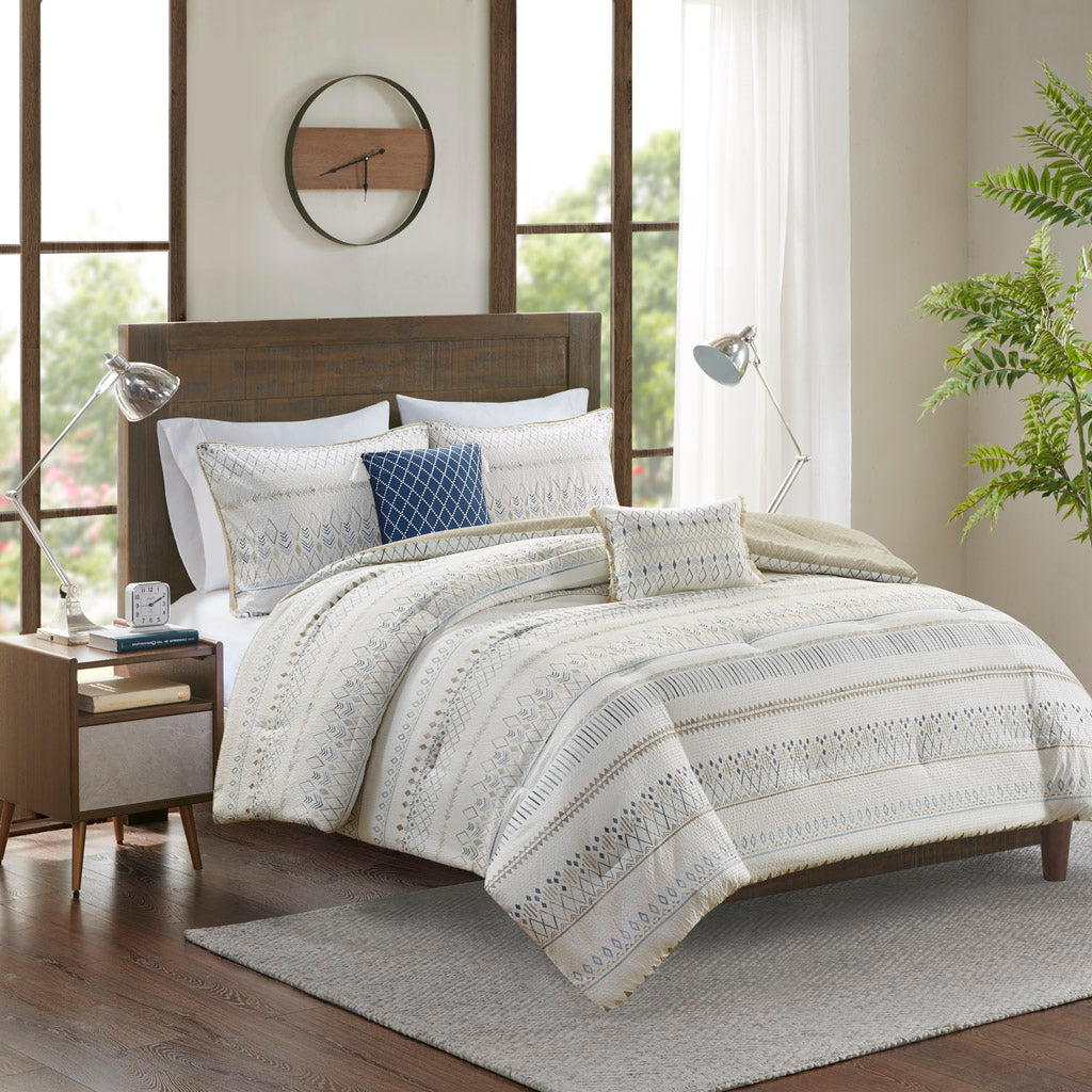 5 Piece Printed Seersucker Comforter Set with Throw Pillows Taupe/Blue Full/Queen