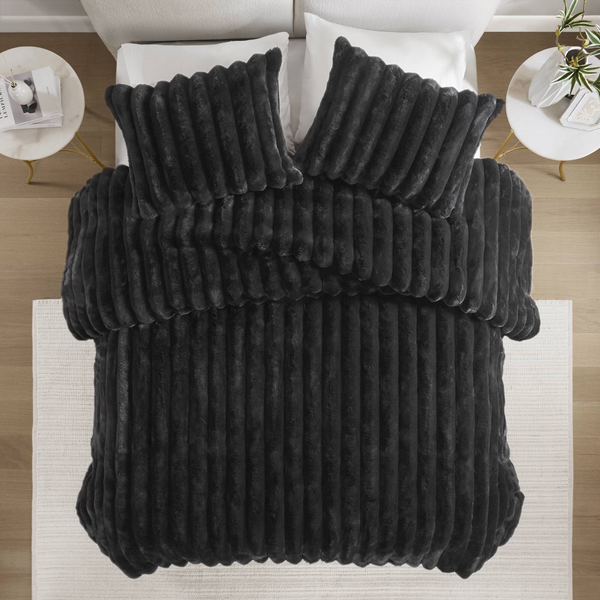 3 PCS King Ultrasoft Faux Fur Ribbed Comforter Set Black