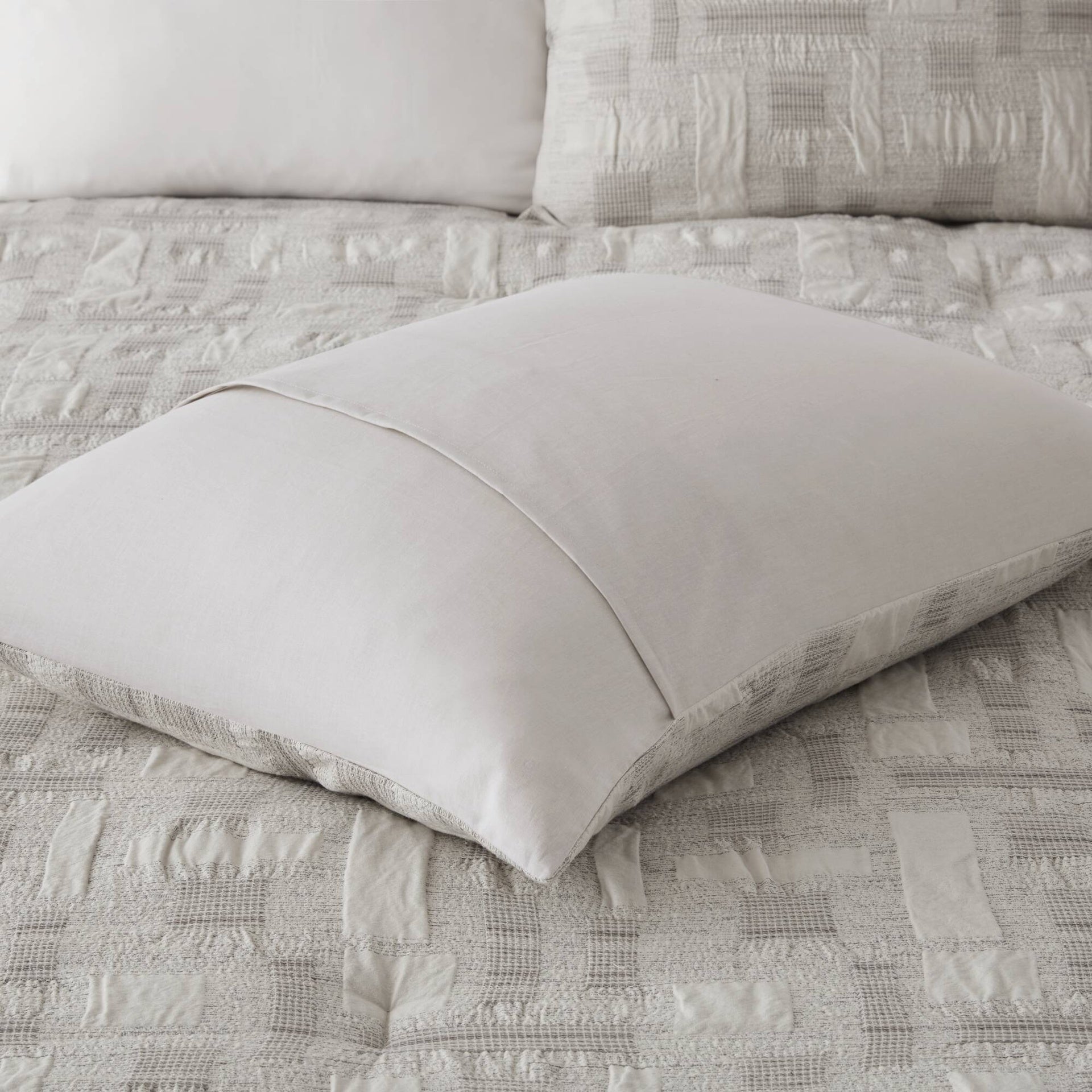 3 Piece Cotton Jacquard Comforter Set-Full/Queen