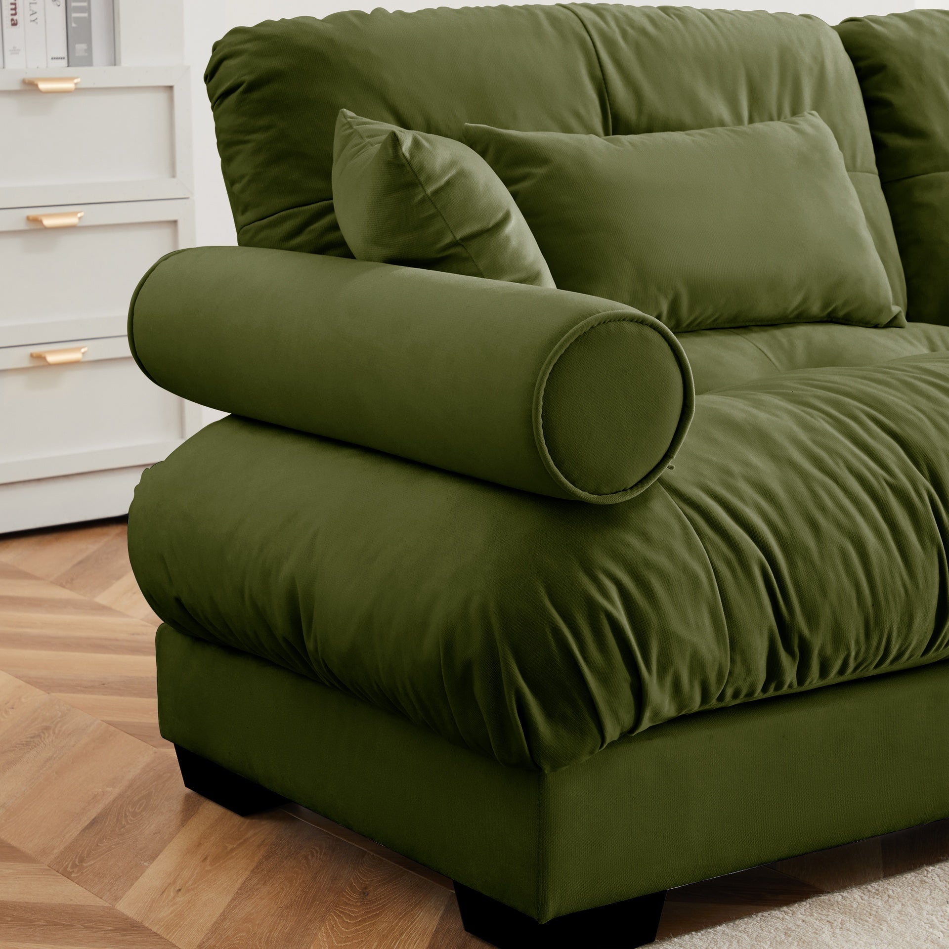 Extra Large  3 Seat Modern Velvet Sofa, Oversize Sofa, Clould Like Comfortable Seat and Back Support, With Waist Pillows and Throw Pillows, Olive green