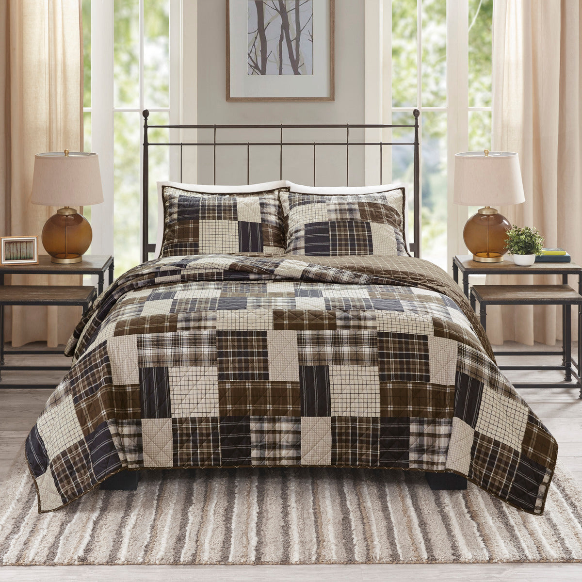 3 Piece Reversible Printed Quilt Set Black/Brown Full/Queen