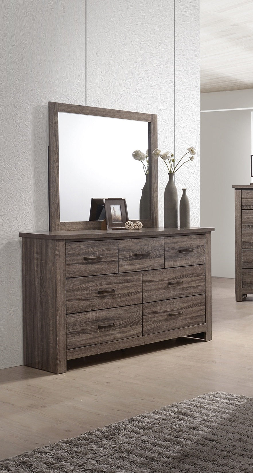 Natural Finish Striking Wooden 1pc Dresser Drawers Storage bedroom Furniture