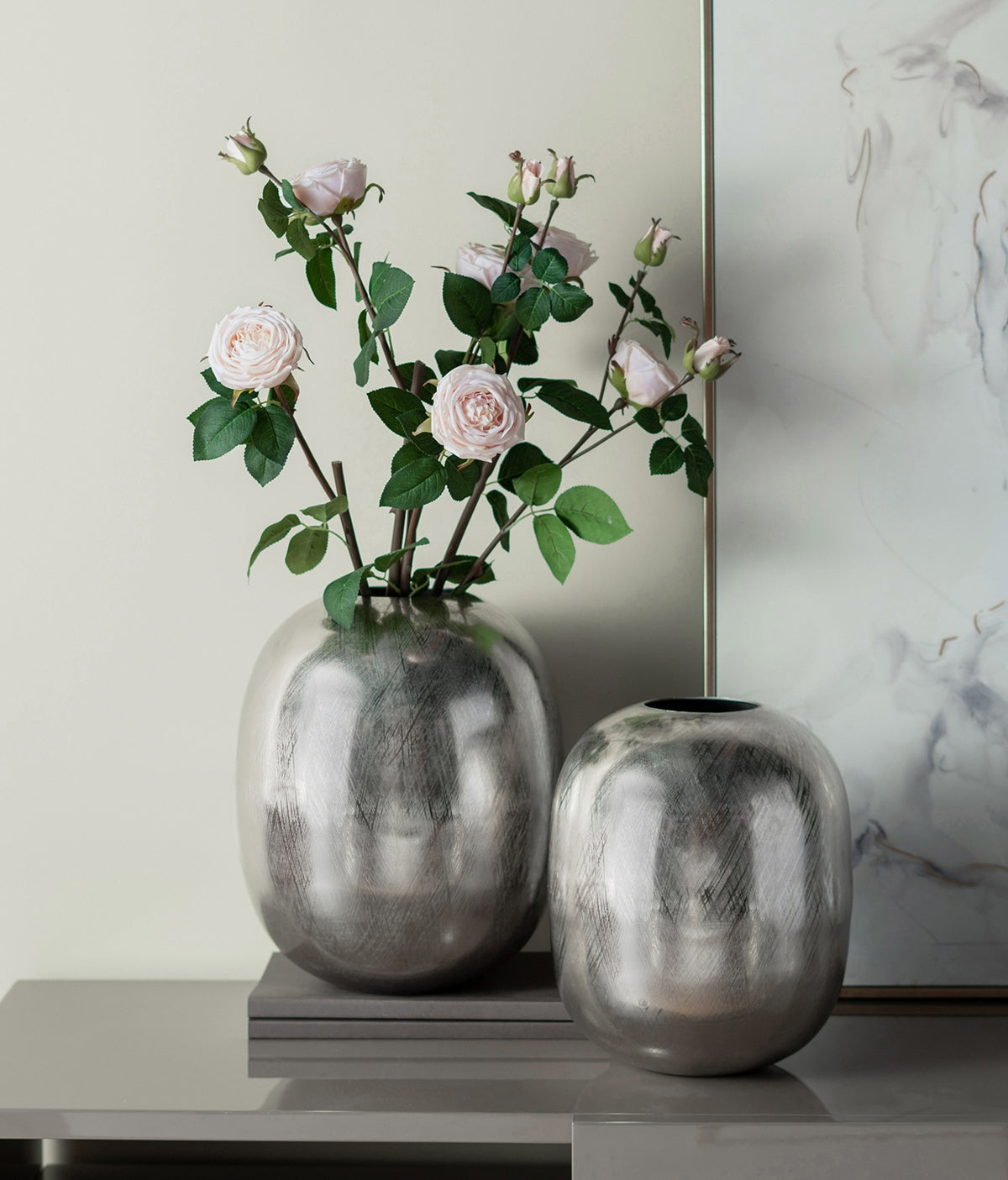10.5x10.5x13" Aluminum Vase, Silver Streaks