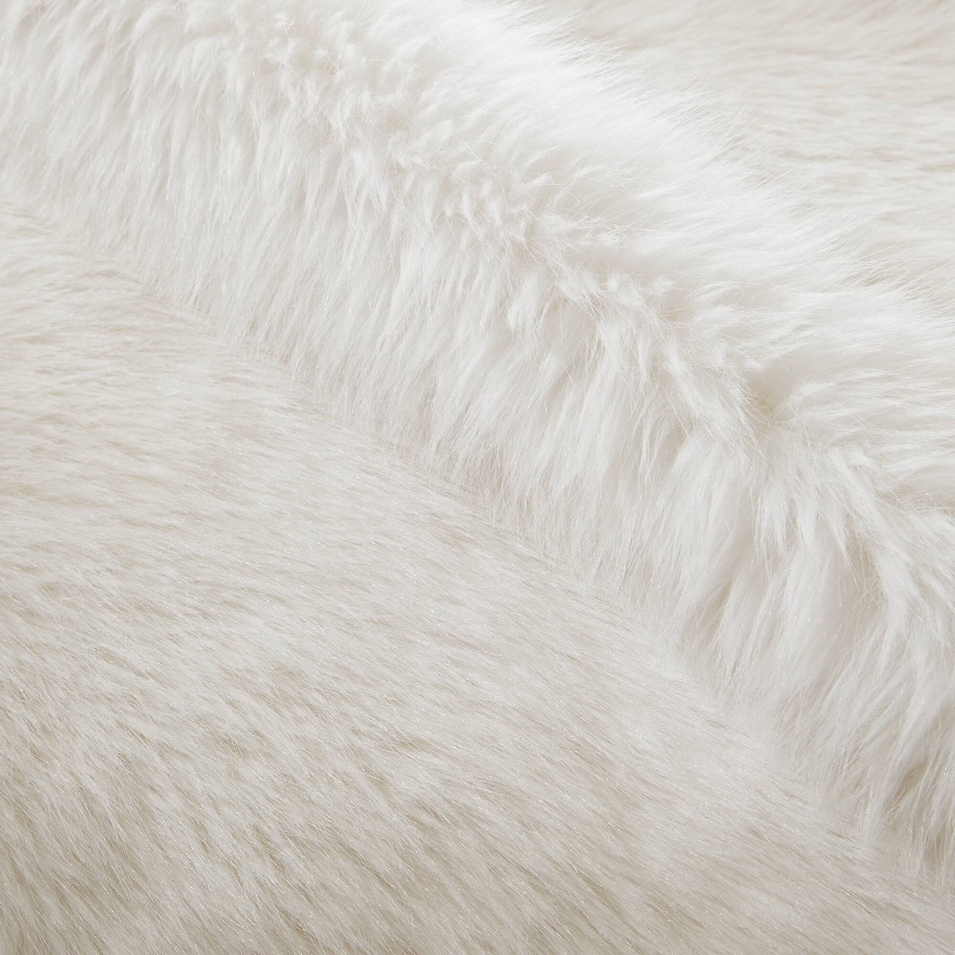 1-Piece 60x80" Faux Fur Throw Blanket,Polar Bear