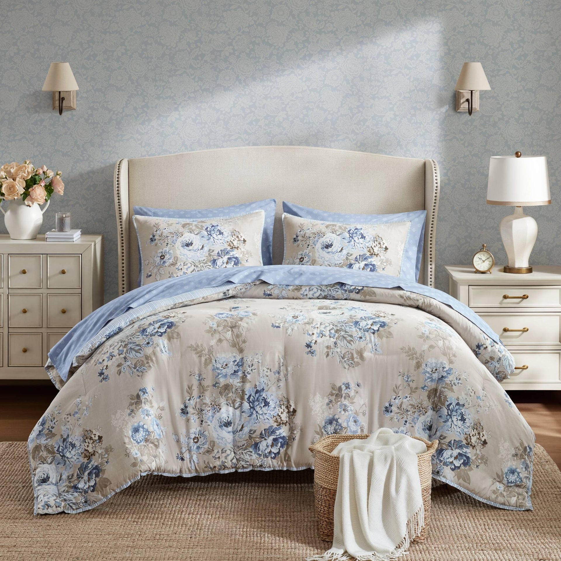 7-Piece Queen 7 Piece Vintage-inspired Collection floral print,Beige/Blue