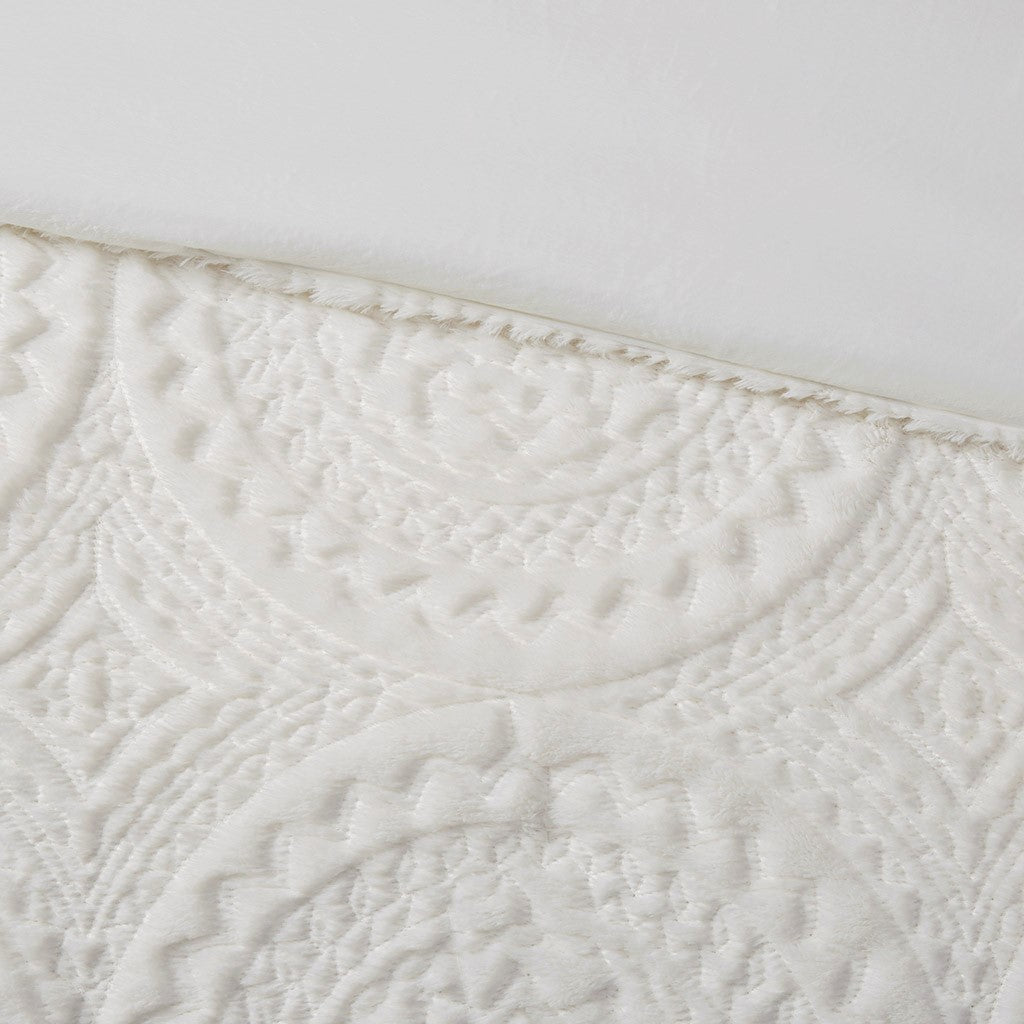 Twin Embroidered Medallion Faux Fur Ultra Plush Comforter Mini Set