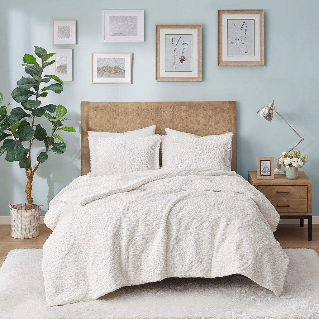 Twin Embroidered Medallion Faux Fur Ultra Plush Comforter Mini Set