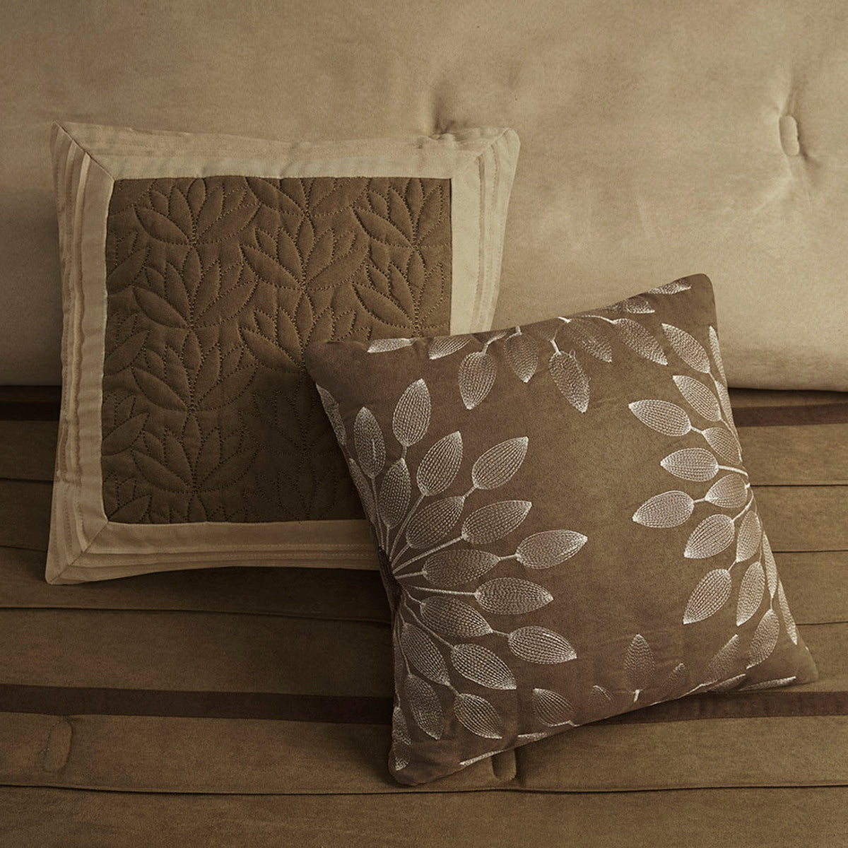 7 PC Pieced Faux Suede Comforter Set Natural King