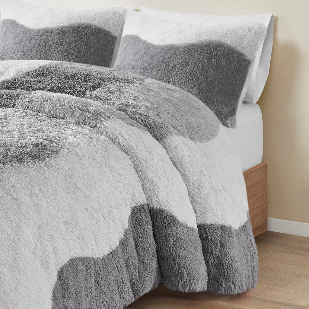 Twin/Twin XL Ombre Shaggy Faux Fur Comforter Set
