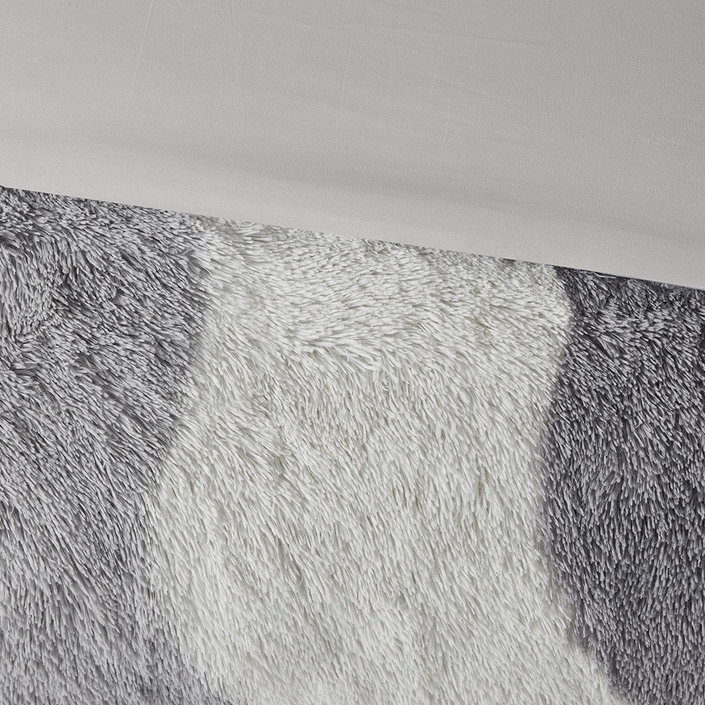 Twin/Twin XL Ombre Shaggy Faux Fur Comforter Set
