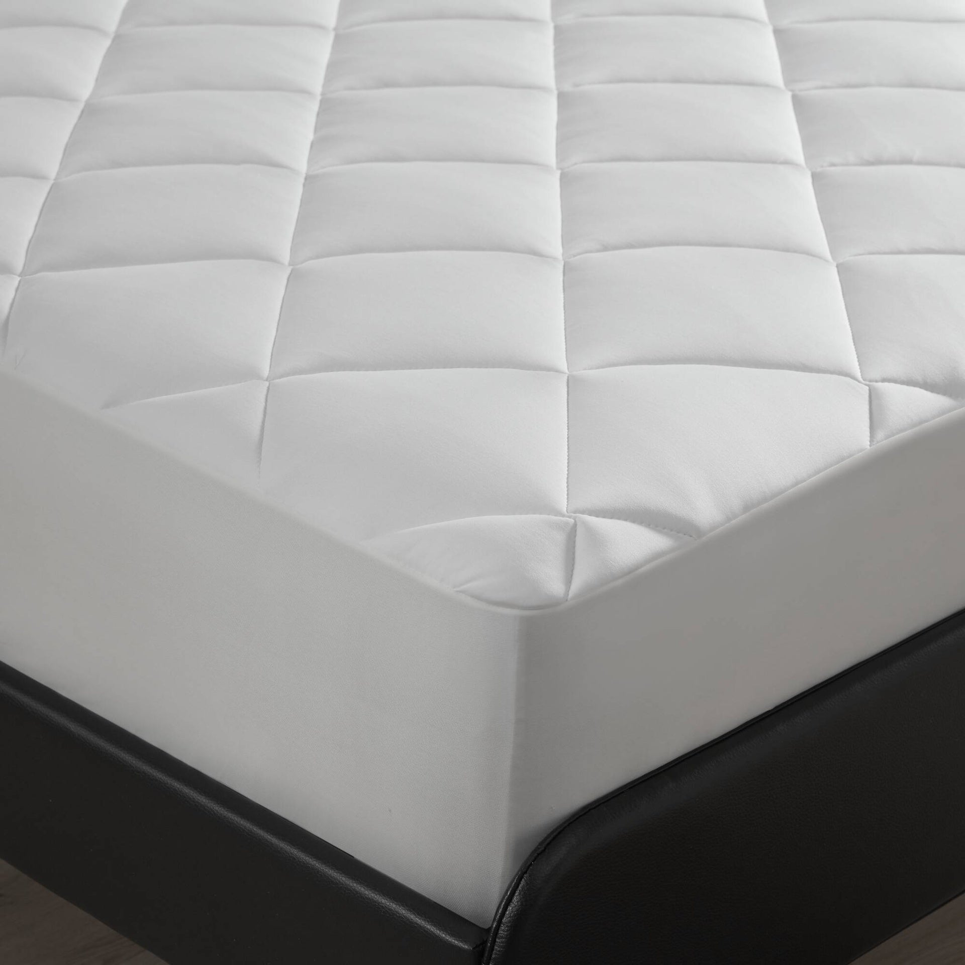 Overfilled Deep Pocket Mattress Pad White Full